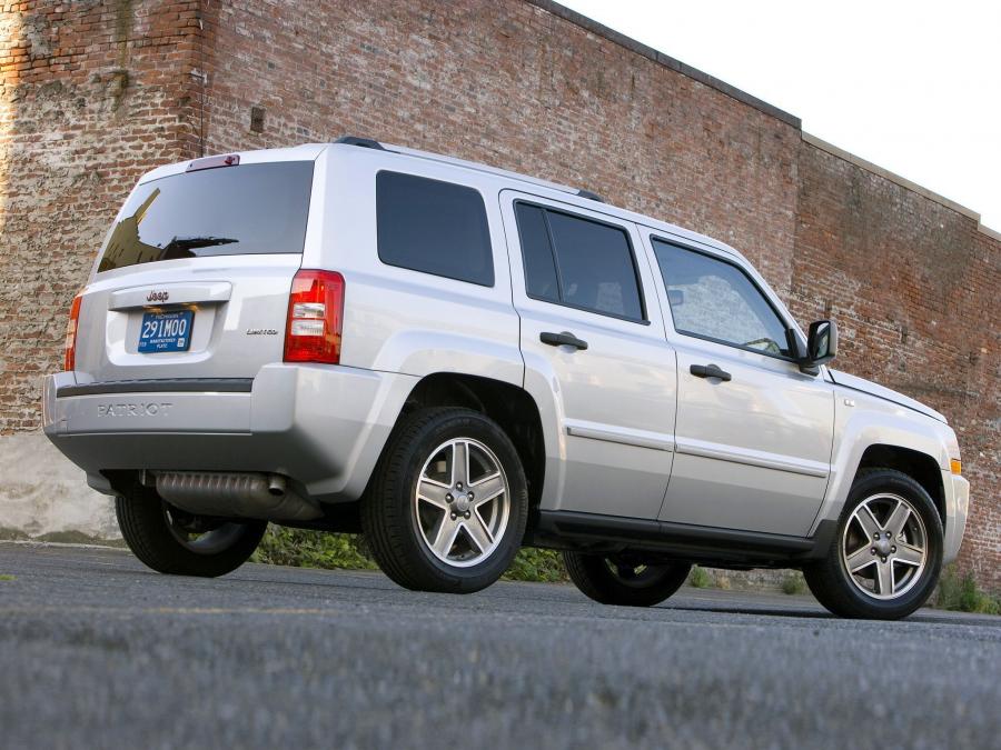  Jeep Patriot 2007 года  (EU) (фото 9 из 17)